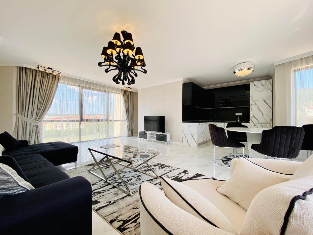 Millennium II Family Paradise Aparthotel Sveti Vlas Esterno foto