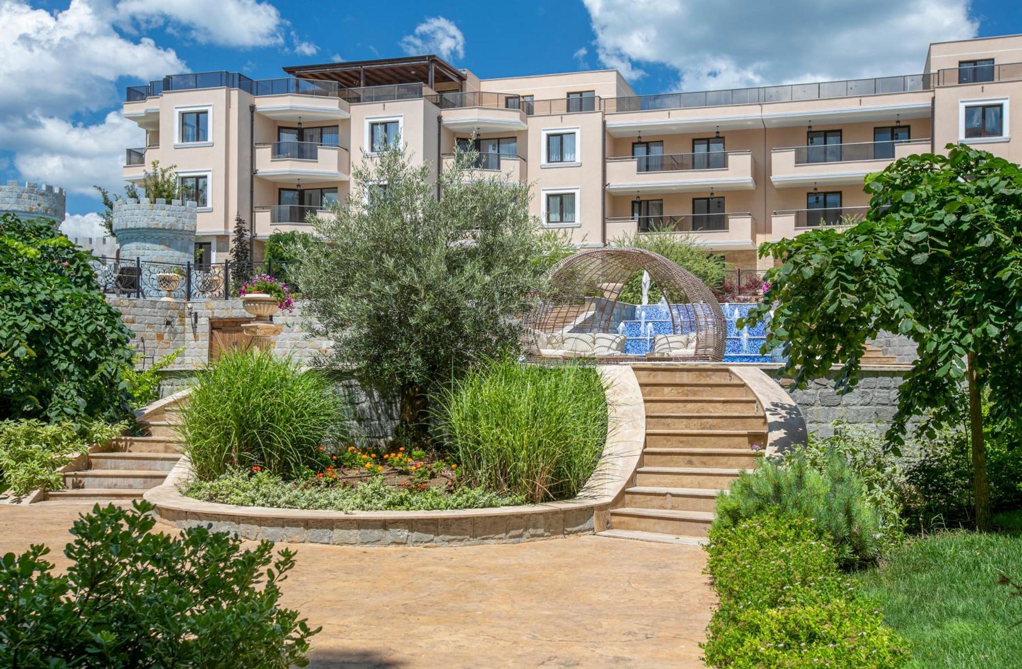 Millennium II Family Paradise Aparthotel Sveti Vlas Esterno foto
